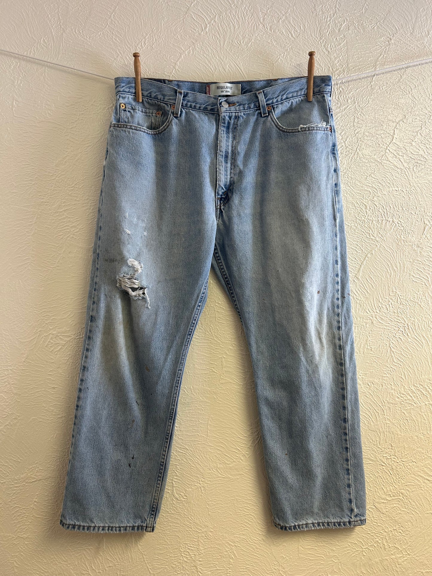 Levis