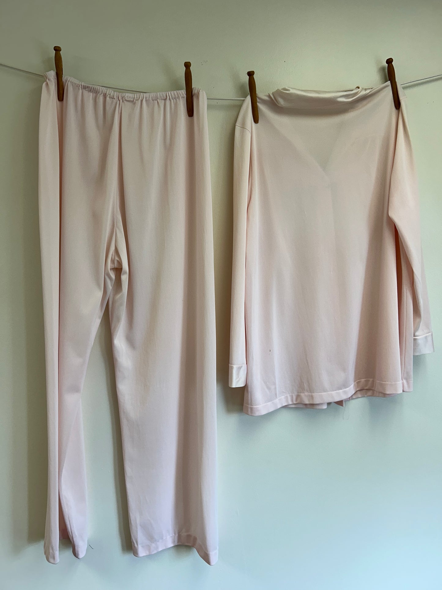 Embroidered Collar Pajamas