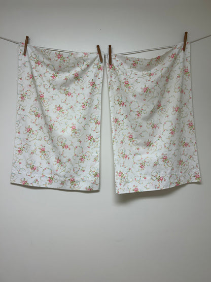 Dainty Floral Pillowcase Set